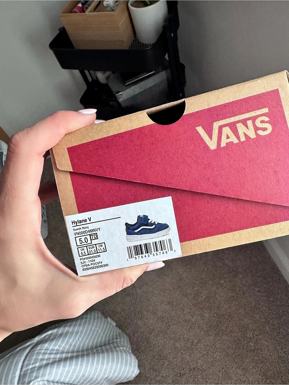 Vans Hyane V Sneakers Blue & White Size 5.0 NWT